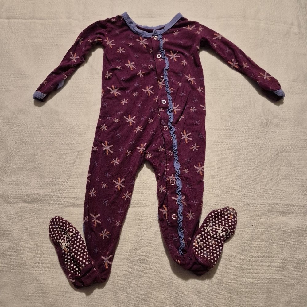 Kickee Pants girls 12-18 months 2 tone purple with print, hands flip VGUC
